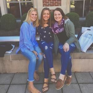 Meet your Posher, Kenzie